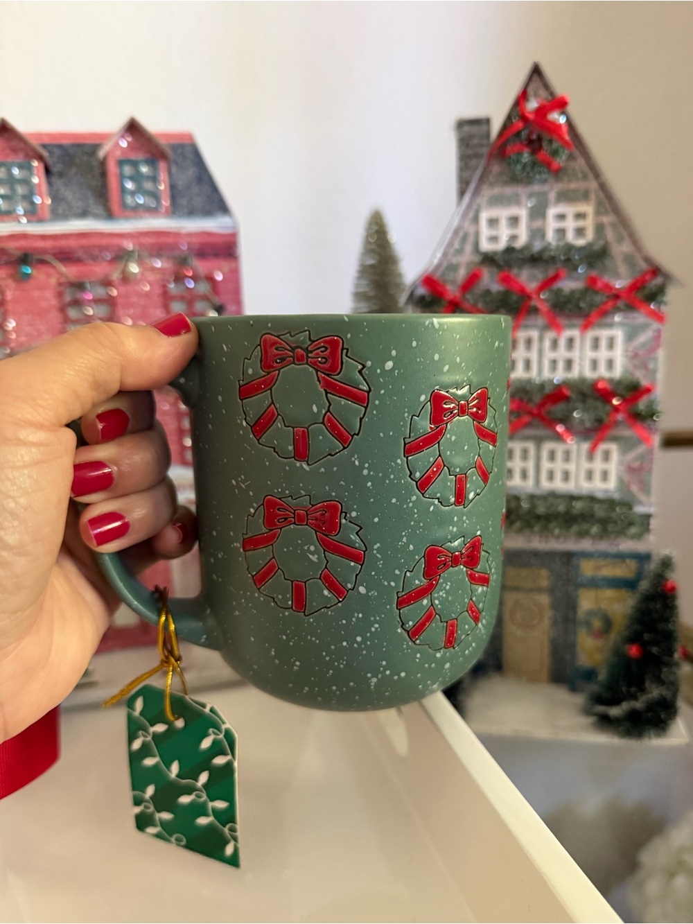 Festive Green Wreath Ceramic Mug (design is etched on mug not printed)
